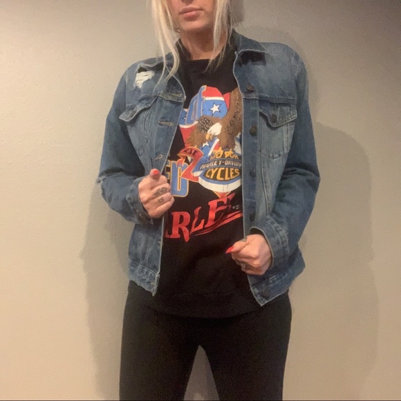 Denim jacket with Harley Davidson back patch - Picture 3 of 7